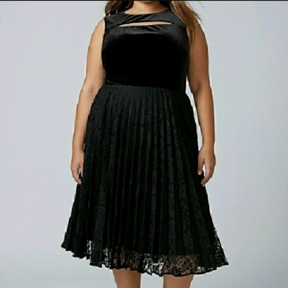 Lane Bryant Dresses & Skirts - Plus 28 velvet black lace swing dress